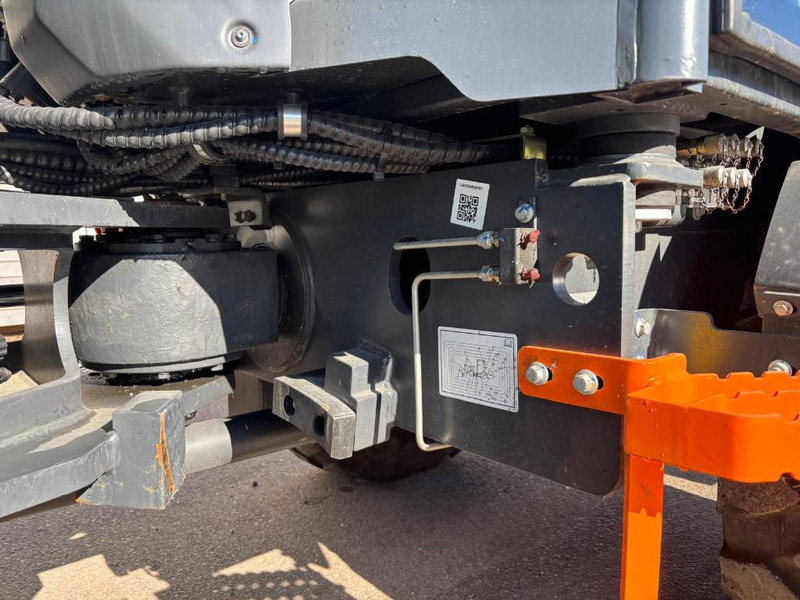 Chargeuse sur pneus LIUGONG 820 TE Electric