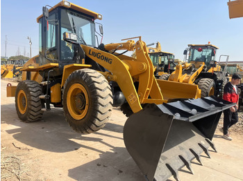 Chargeuse sur pneus LIUGONG 835