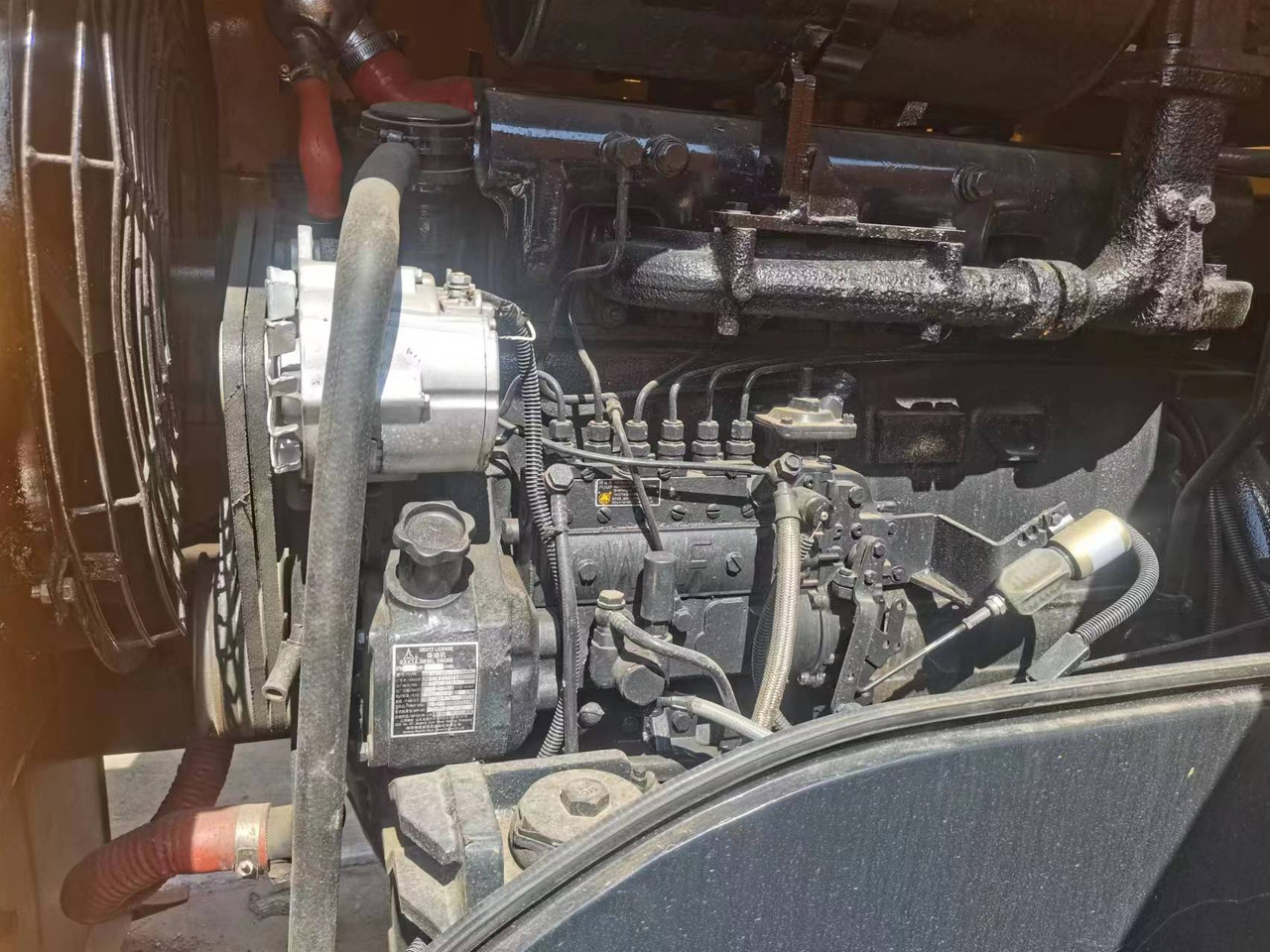 Chargeuse sur pneus LIUGONG 836