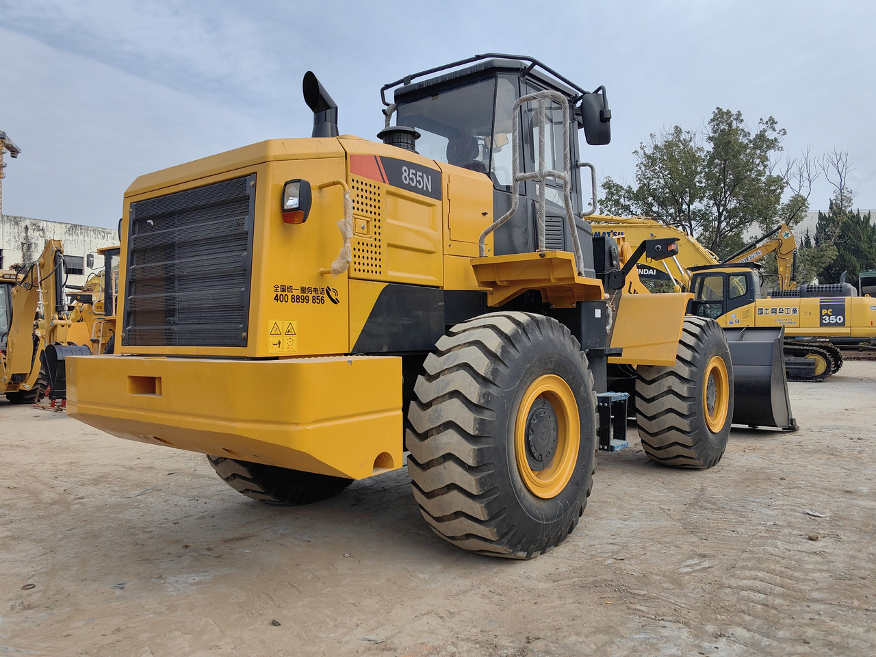 Chargeuse sur pneus LIUGONG 855N