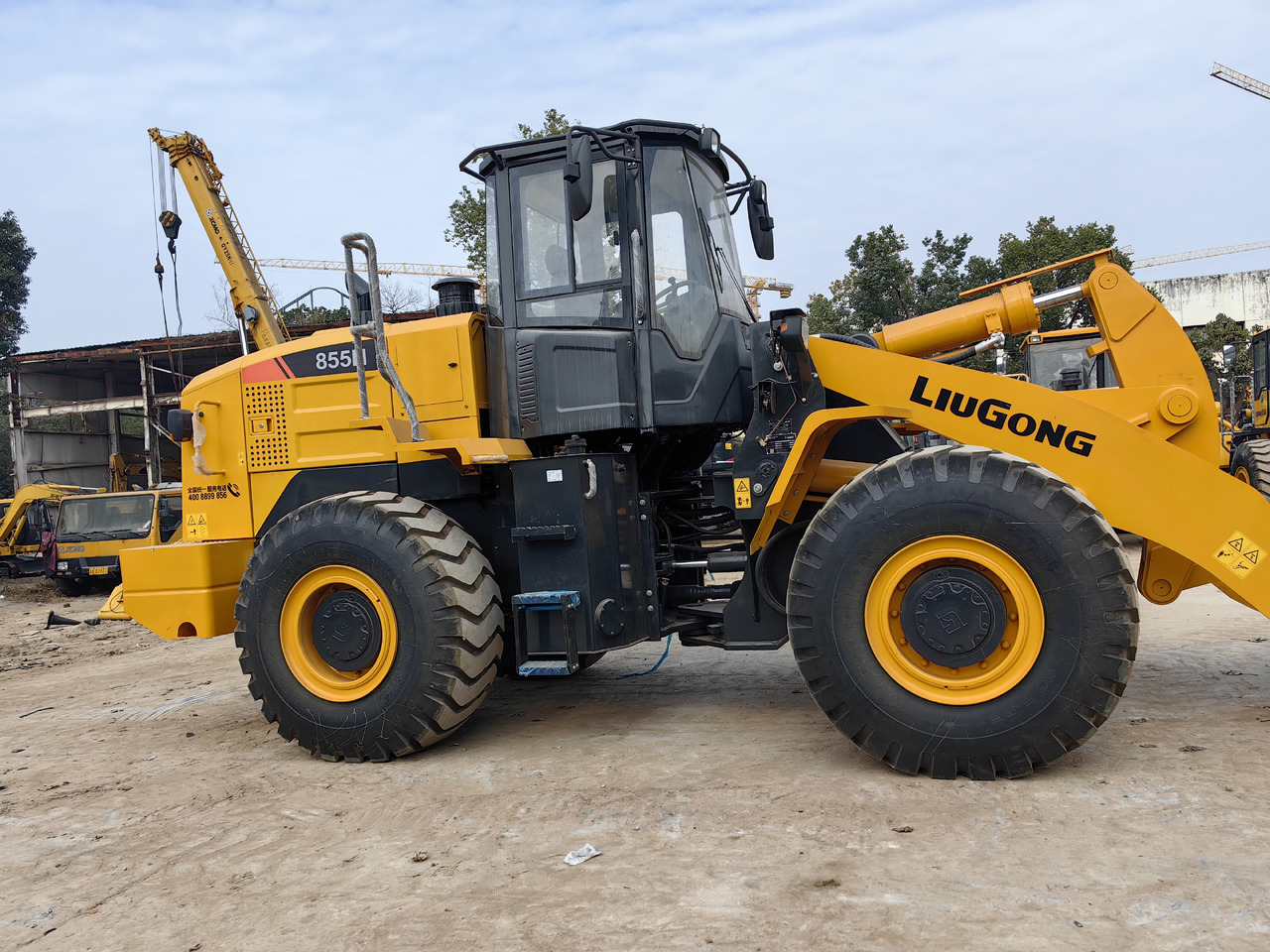 Chargeuse sur pneus LIUGONG 855N