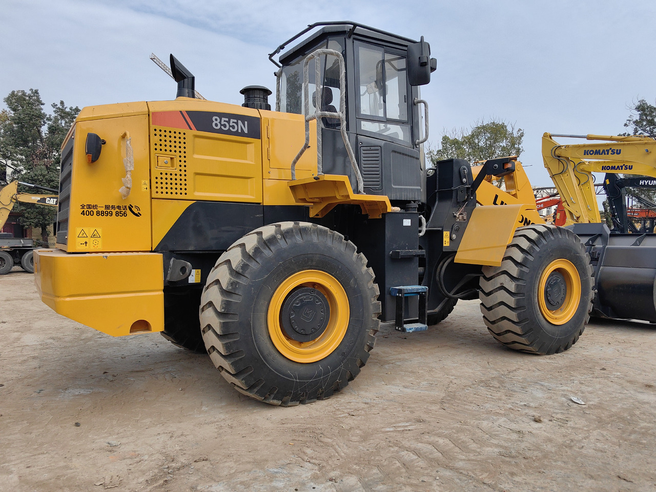 Chargeuse sur pneus LIUGONG 855N