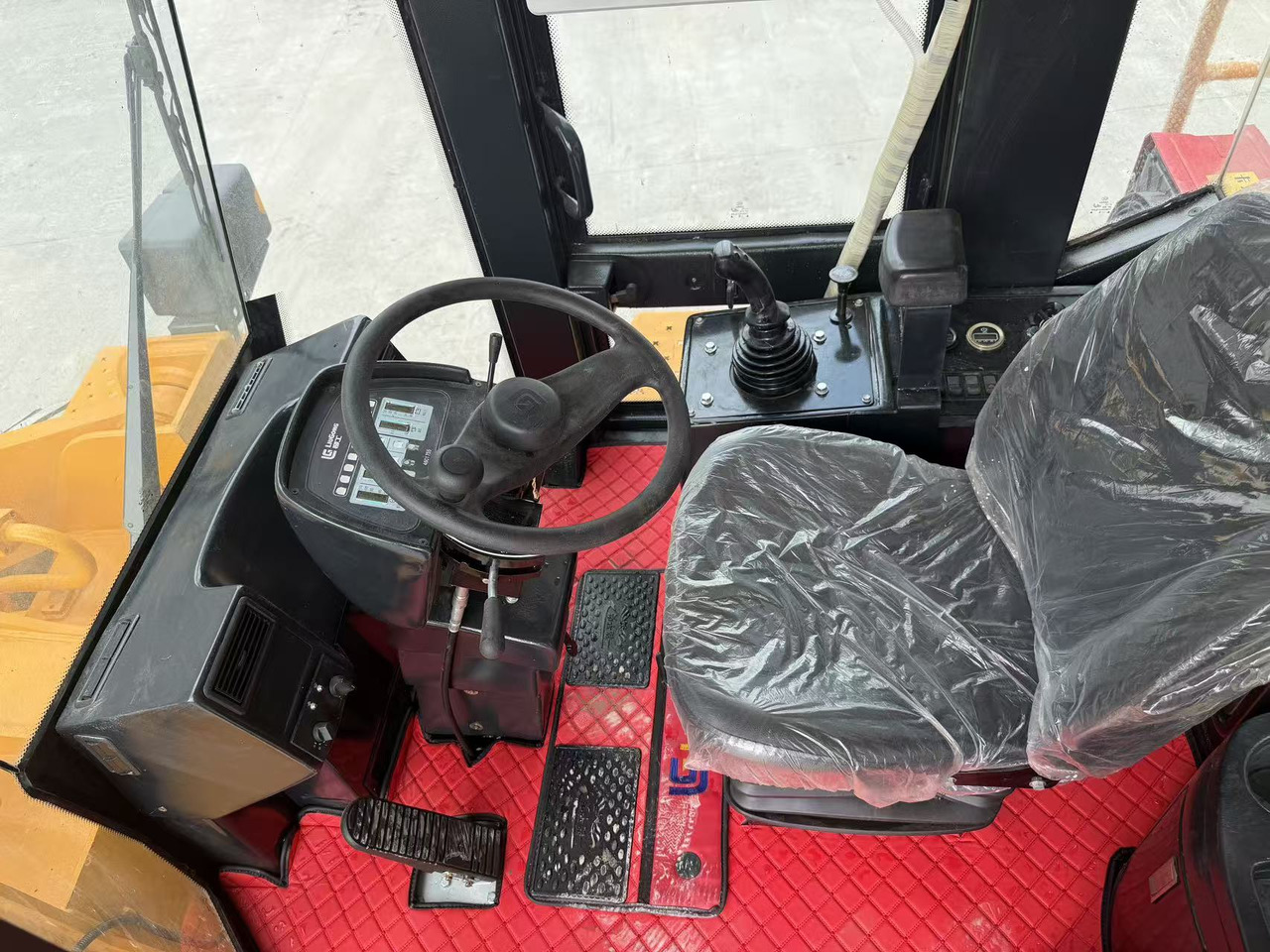 Chargeuse sur pneus LIUGONG 856