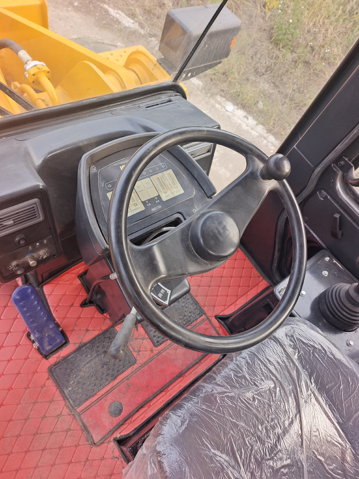 Chargeuse sur pneus LIUGONG 856