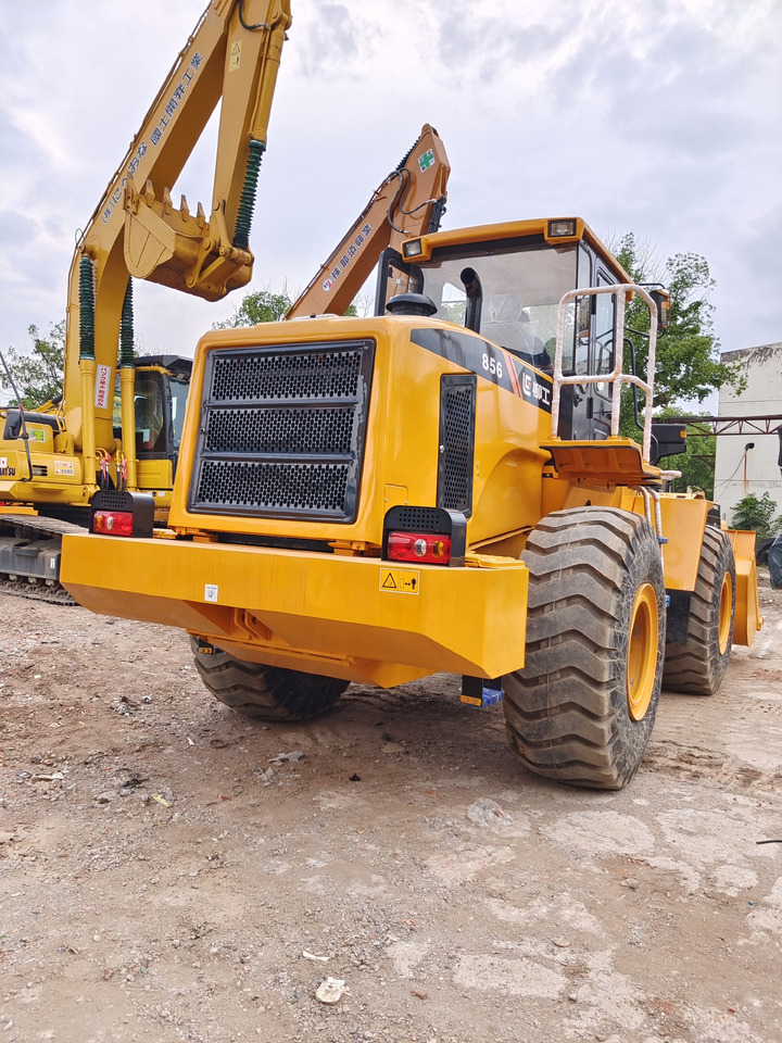 Chargeuse sur pneus LIUGONG 856