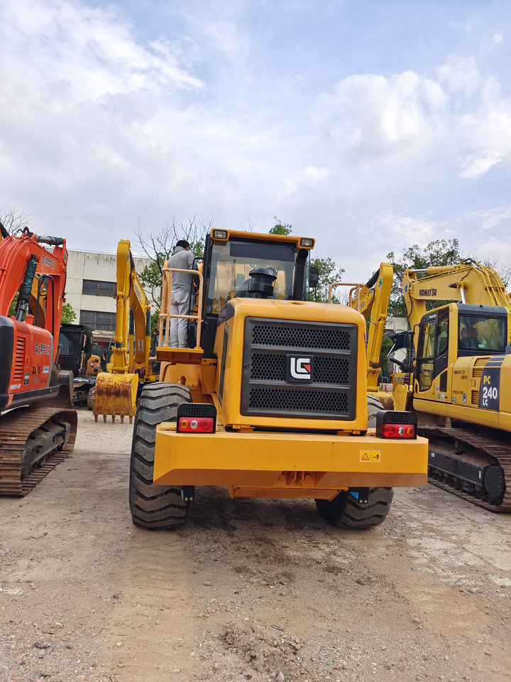 Chargeuse sur pneus LIUGONG 856