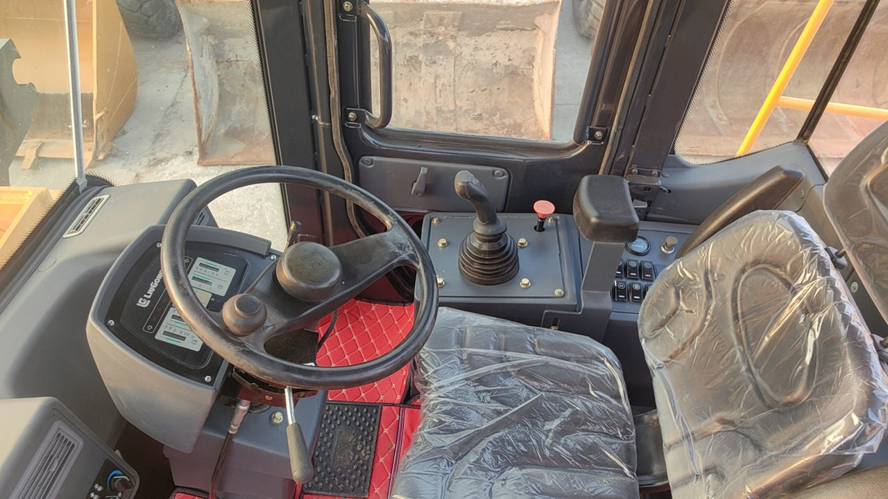 Chargeuse sur pneus LIUGONG 856