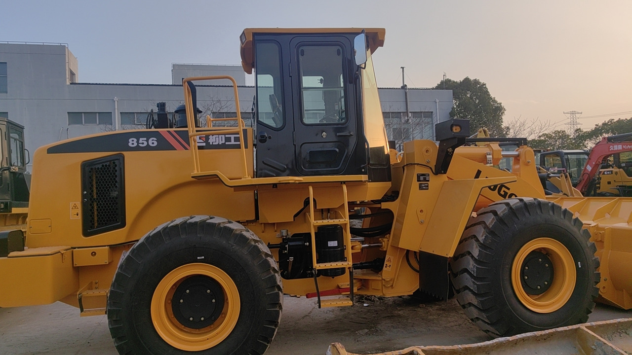 Chargeuse sur pneus LIUGONG 856