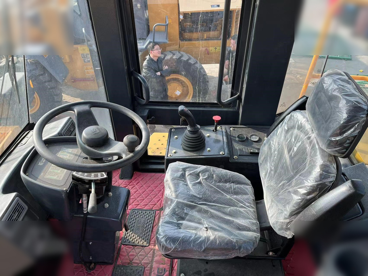 Chargeuse sur pneus LIUGONG 856