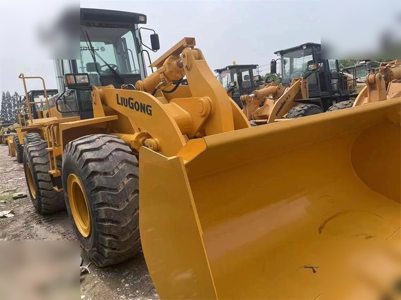 Chargeuse sur pneus LIUGONG 856
