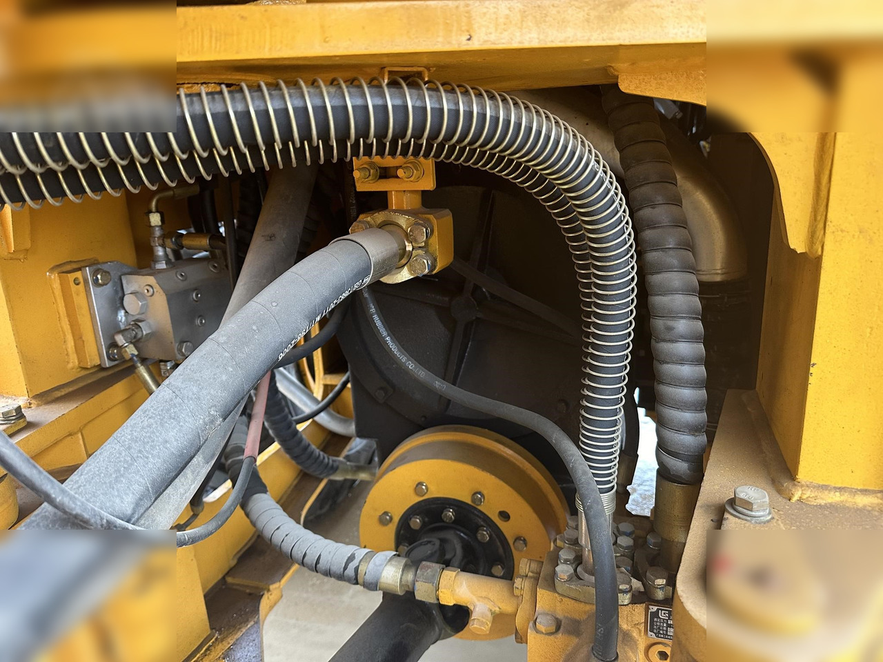 Chargeuse sur pneus LIUGONG 856