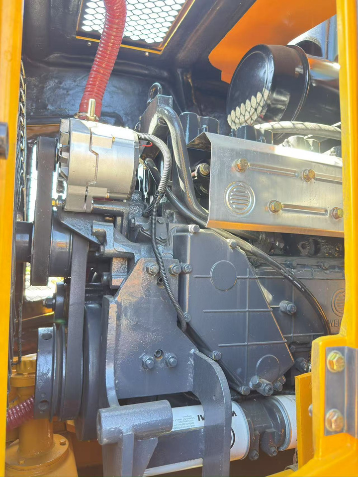 Chargeuse sur pneus LIUGONG 856