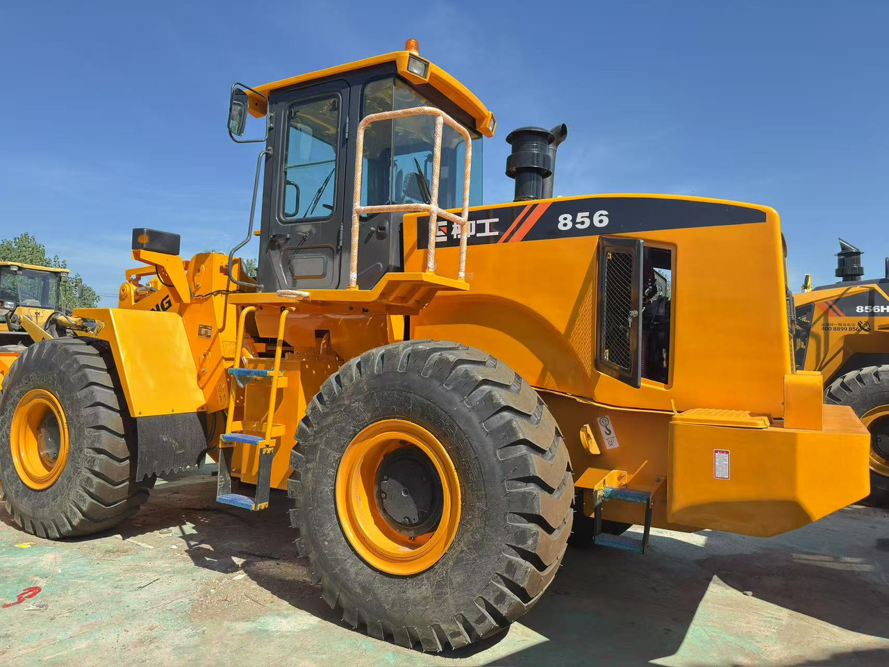 Chargeuse sur pneus LIUGONG 856