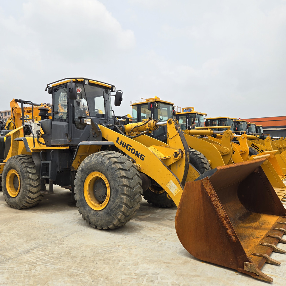 Chargeuse sur pneus LIUGONG 856H