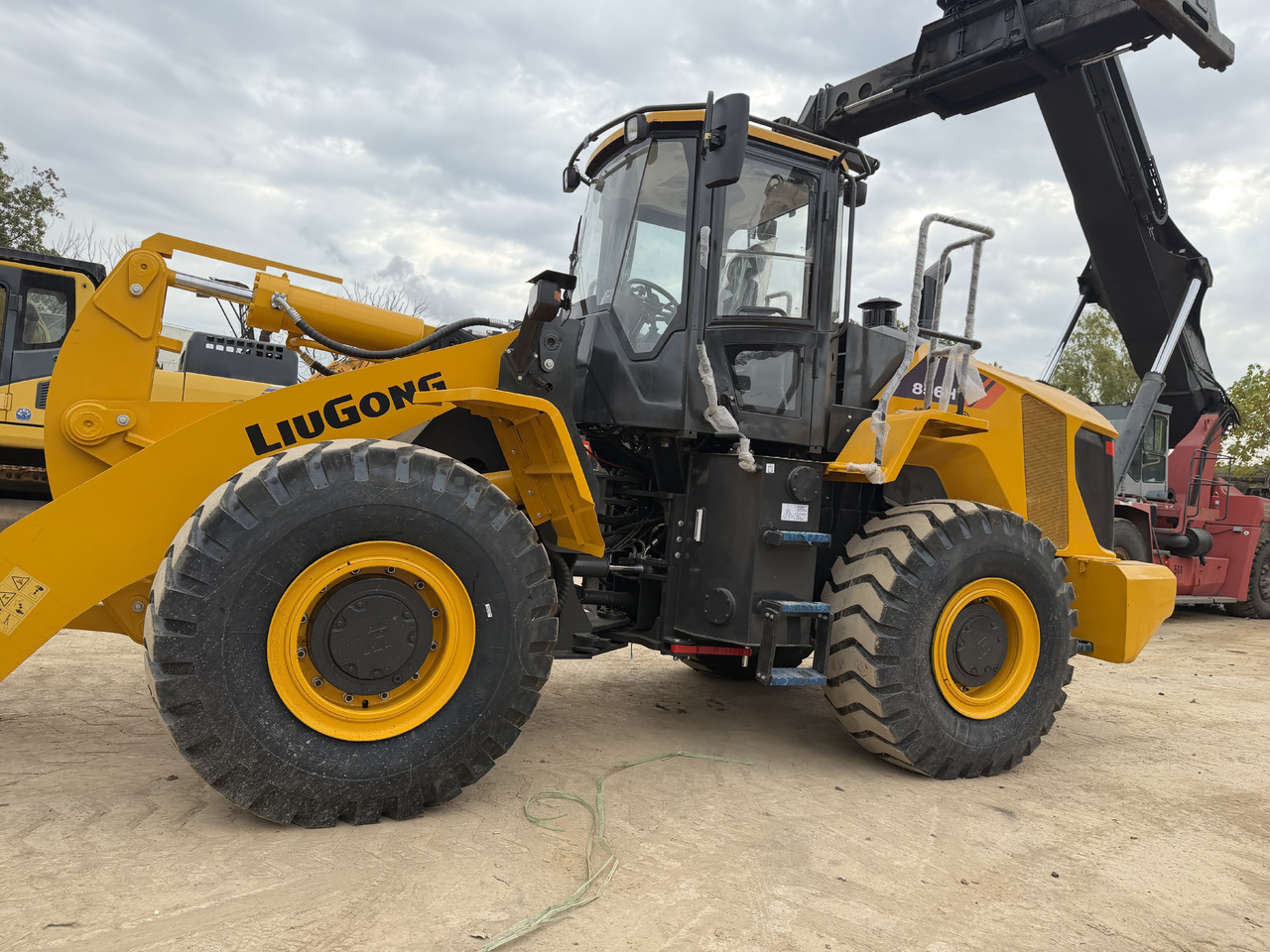 Chargeuse sur pneus LIUGONG 856H