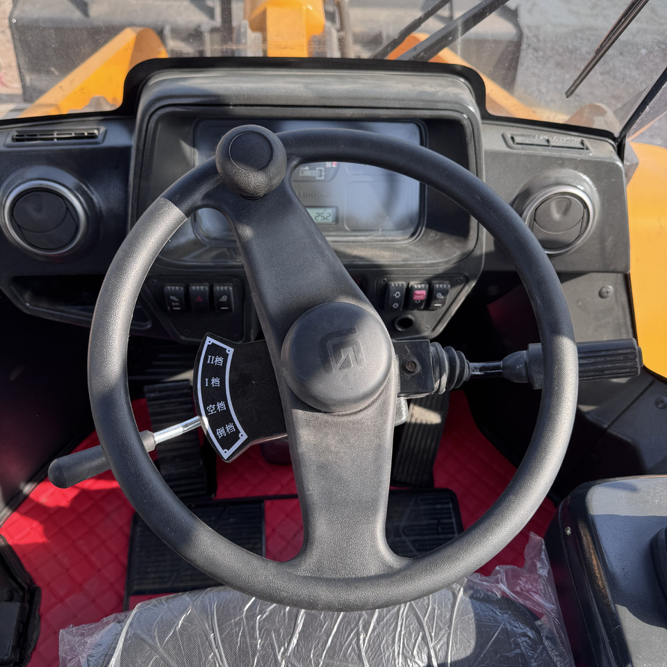 Chargeuse sur pneus LIUGONG 856H