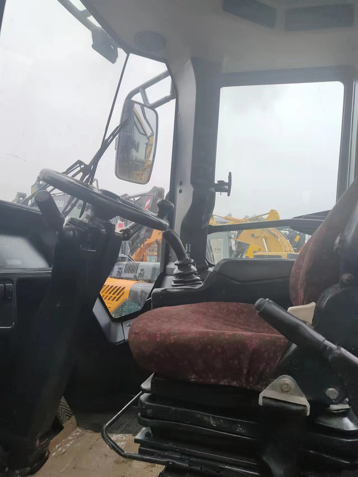 Chargeuse sur pneus LIUGONG 856H