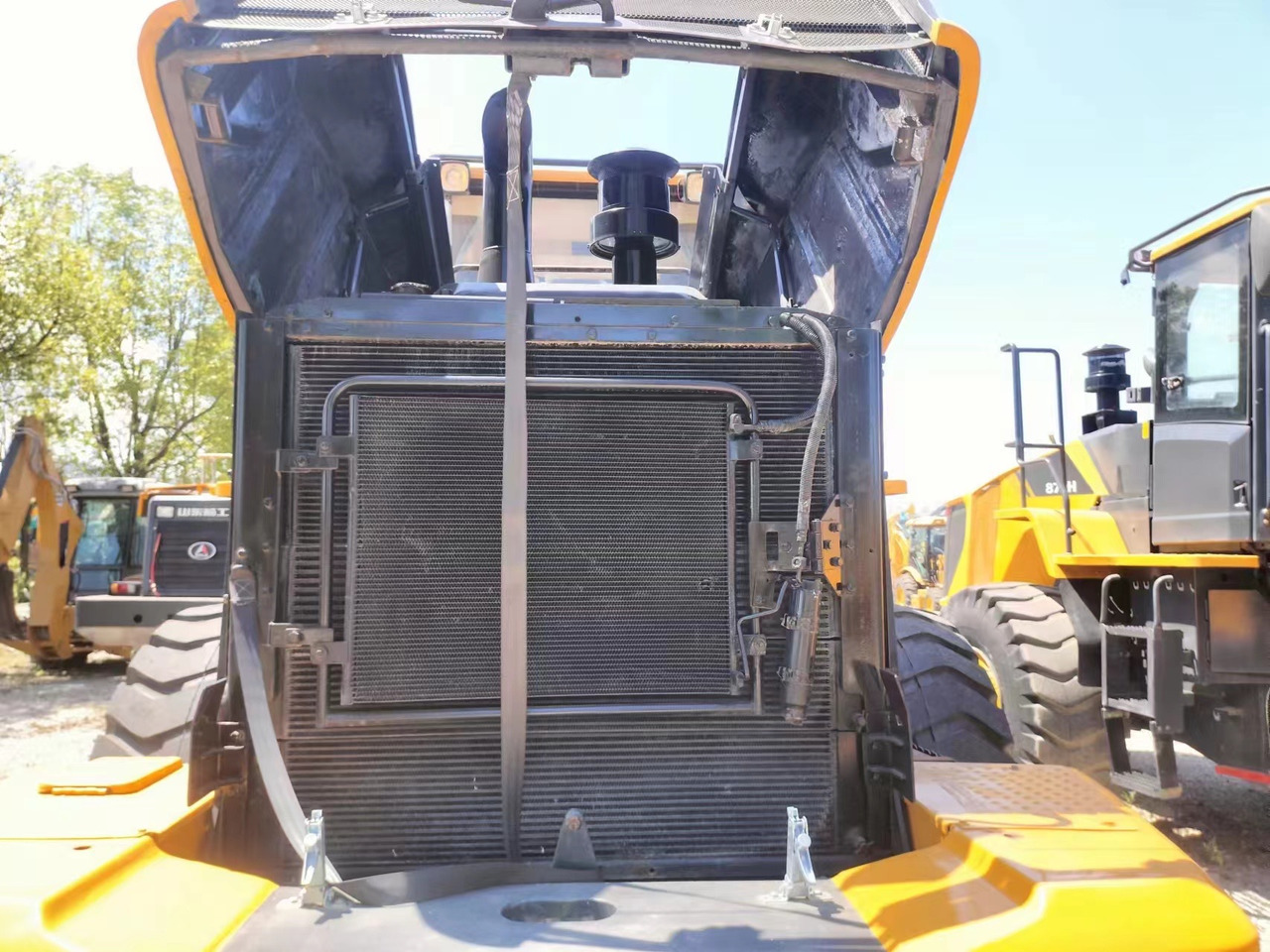 Chargeuse sur pneus LIUGONG 856H