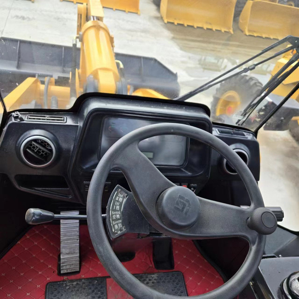 Chargeuse sur pneus LIUGONG 856H