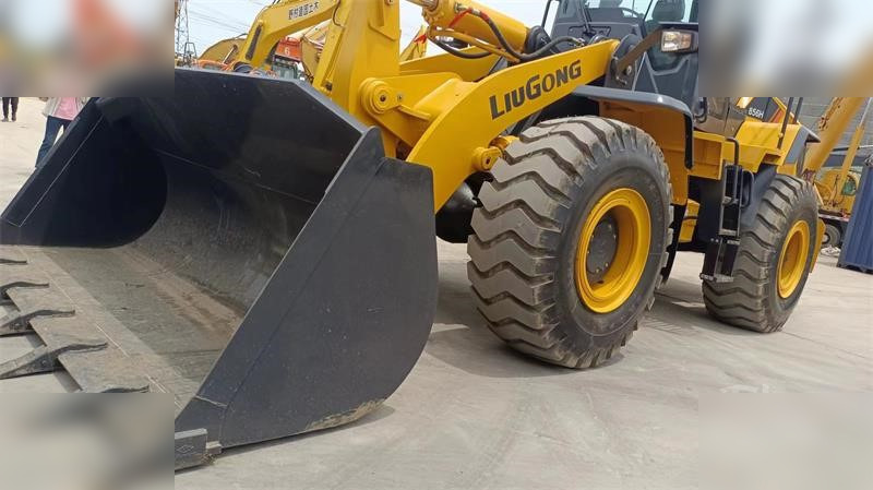 Chargeuse sur pneus LIUGONG 856H