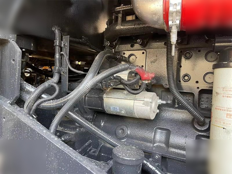 Chargeuse sur pneus LIUGONG 856H