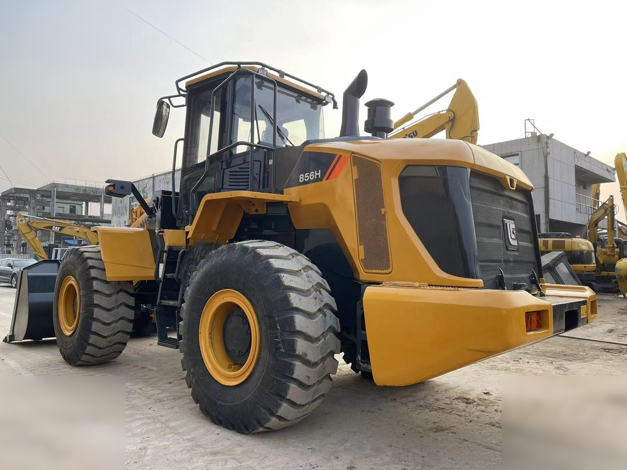 Chargeuse sur pneus LIUGONG 856H