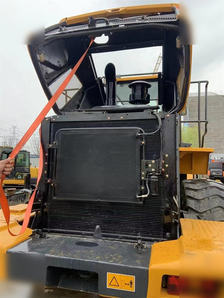 Chargeuse sur pneus LIUGONG 856H