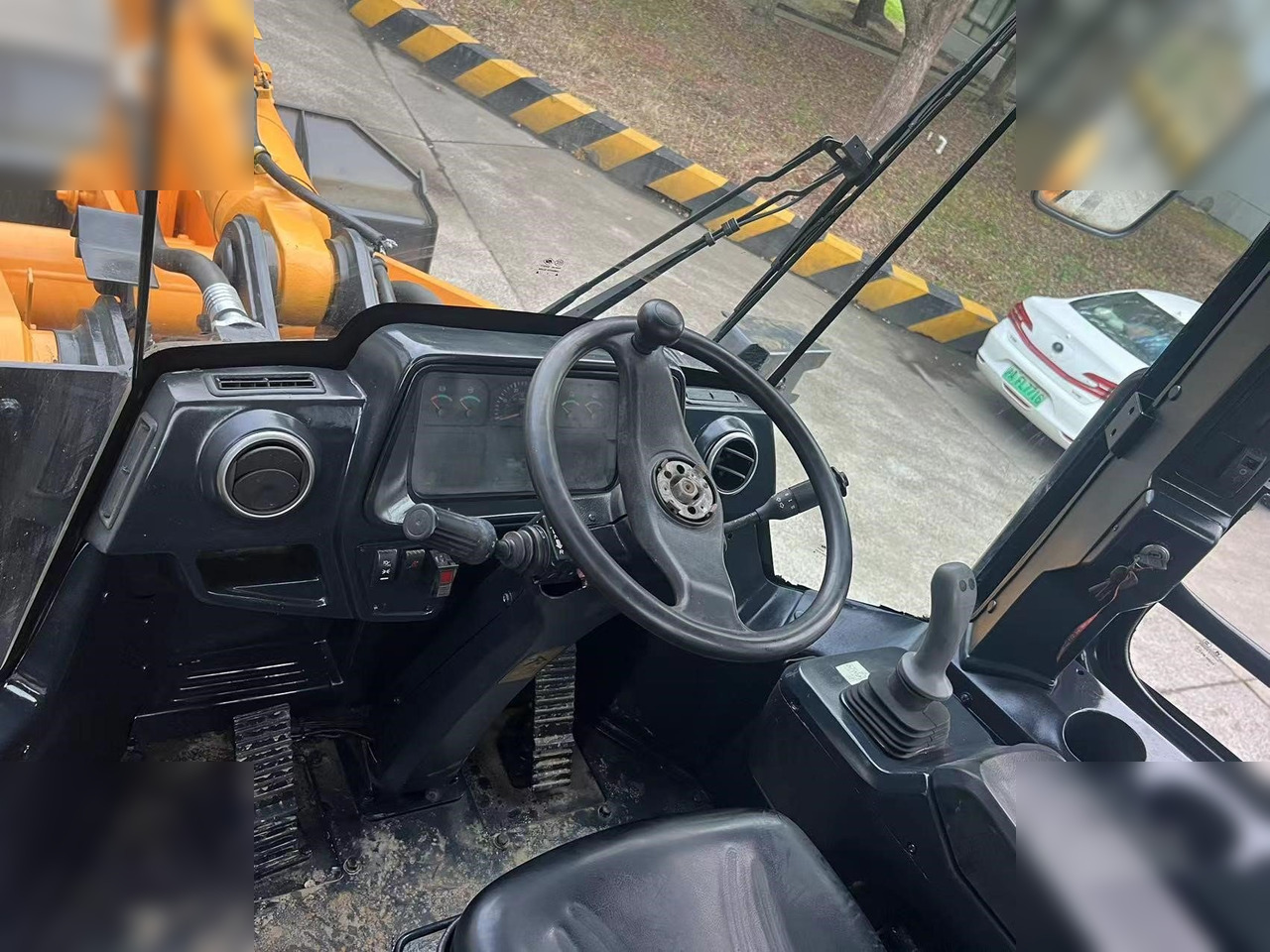 Chargeuse sur pneus LIUGONG 856H