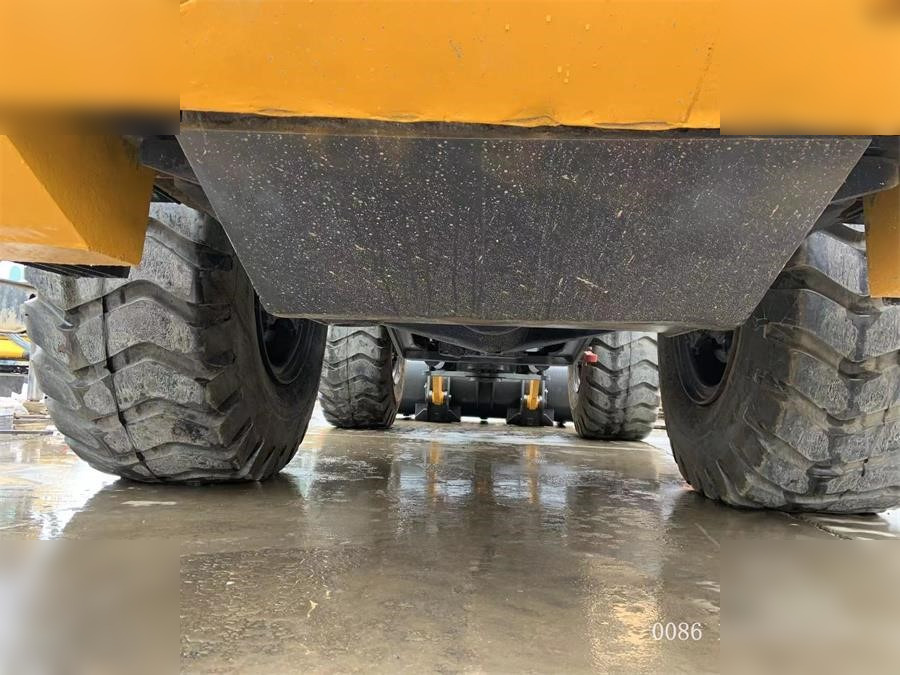 Chargeuse sur pneus LIUGONG 856H