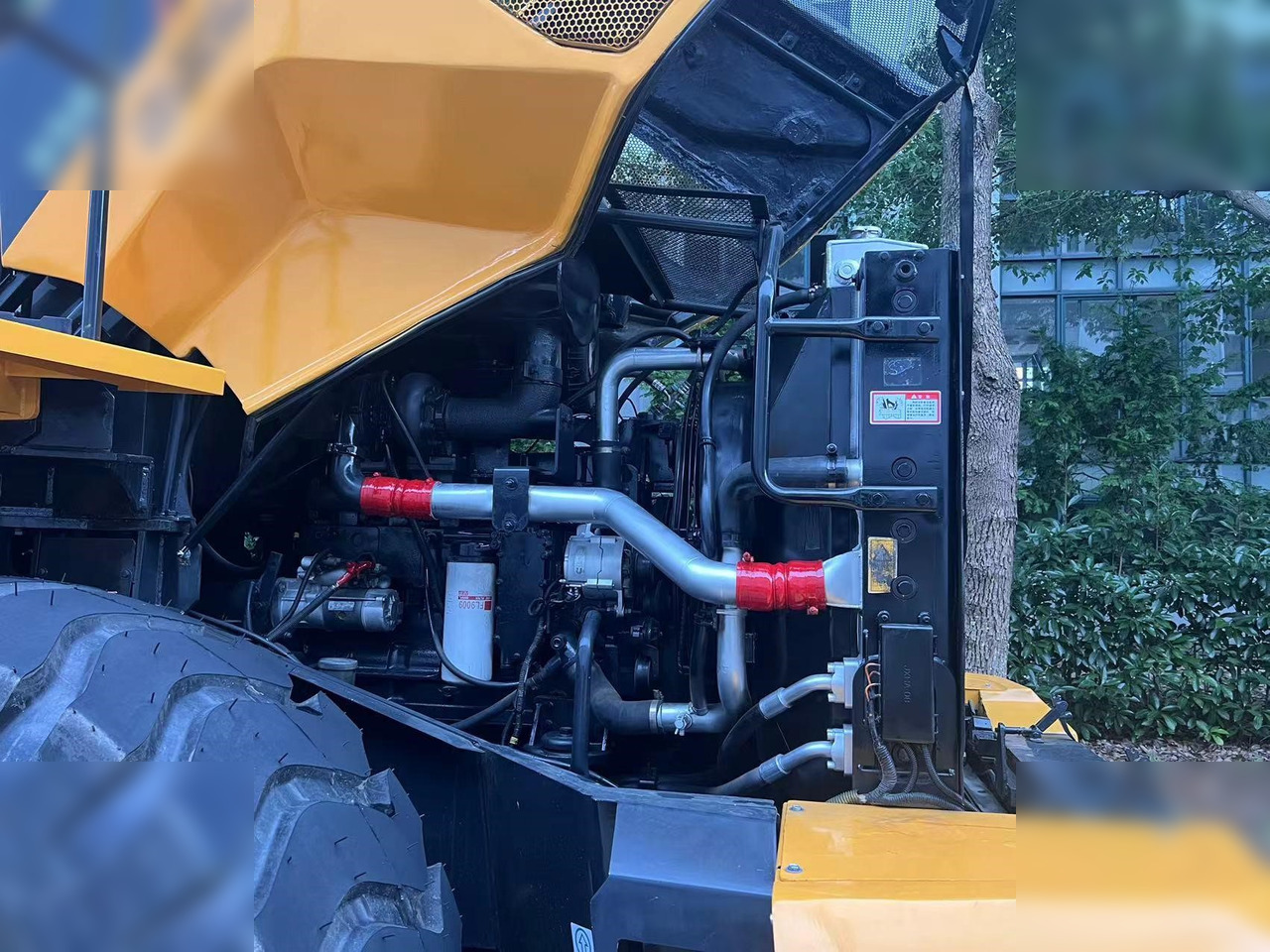 Chargeuse sur pneus LIUGONG 856H