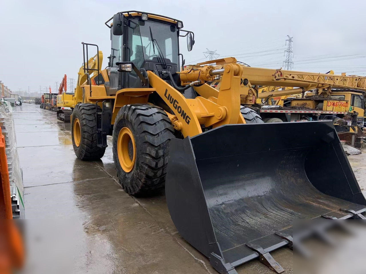 Chargeuse sur pneus LIUGONG 856H