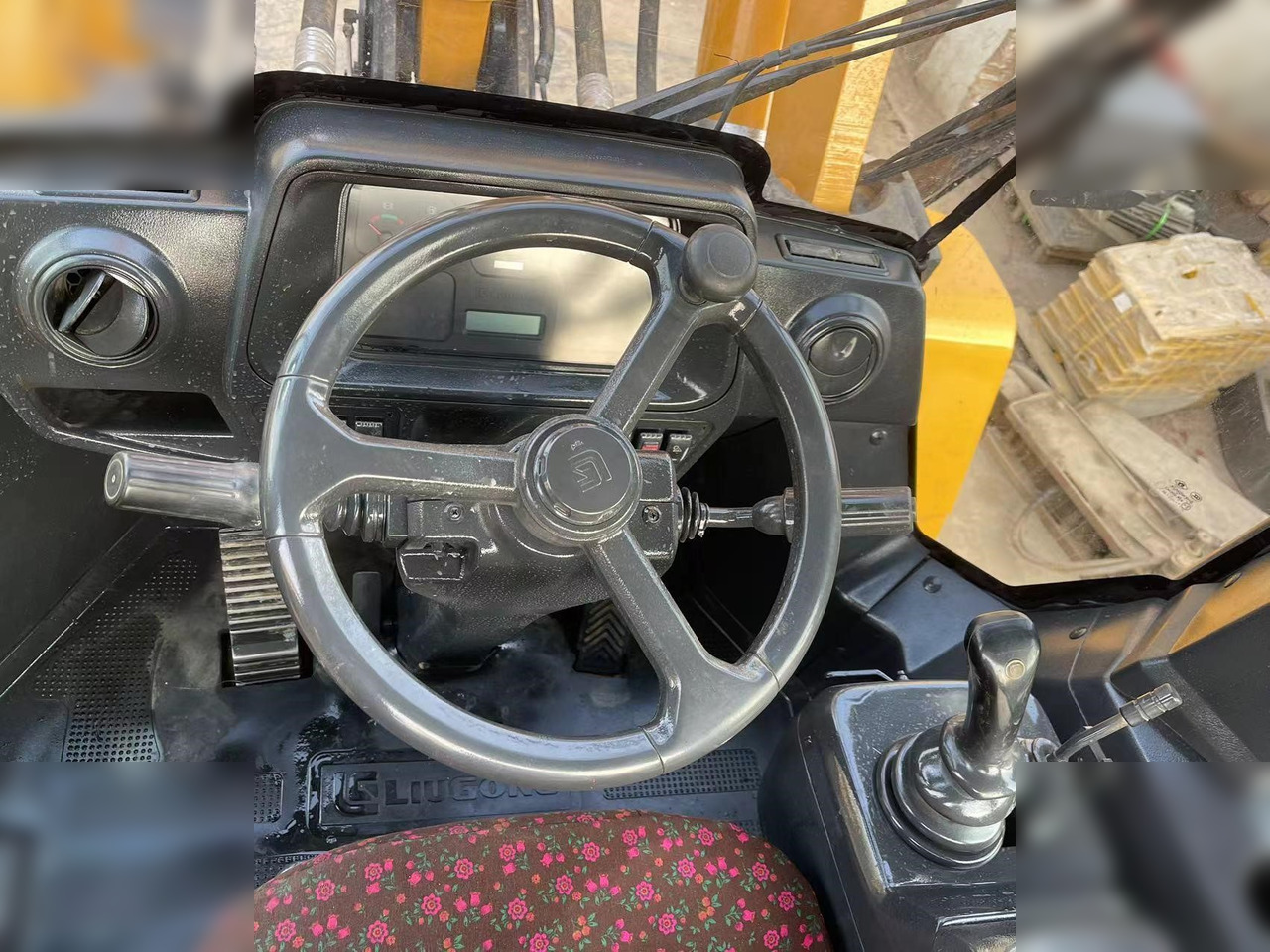 Chargeuse sur pneus LIUGONG 856H