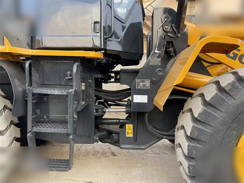 Chargeuse sur pneus LIUGONG 856H