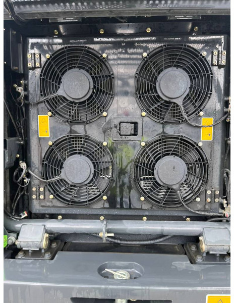 Chargeuse sur pneus LIUGONG 856HE