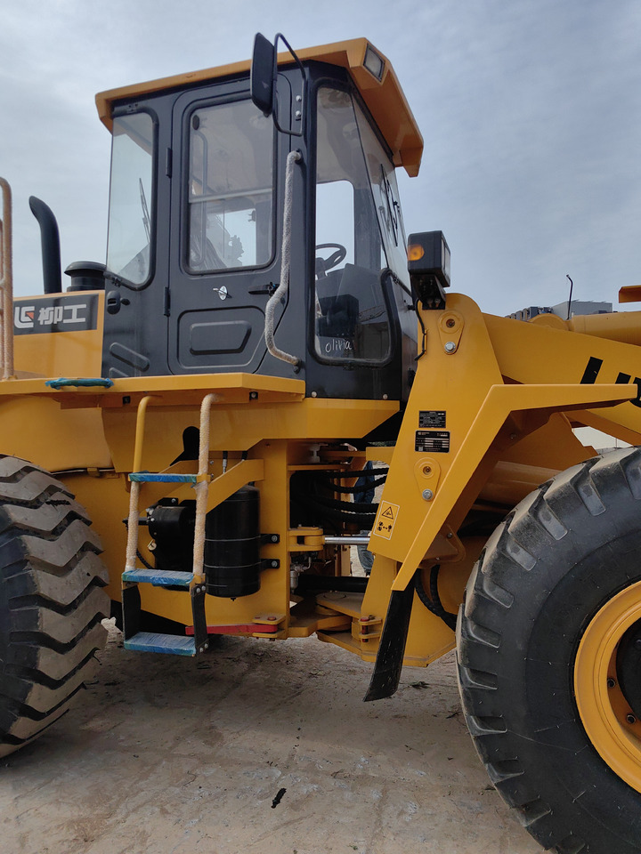 Chargeuse sur pneus LIUGONG 856 856H 862H 870H