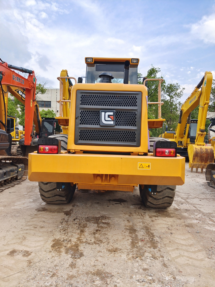 Chargeuse sur pneus LIUGONG 856 CLG 856
