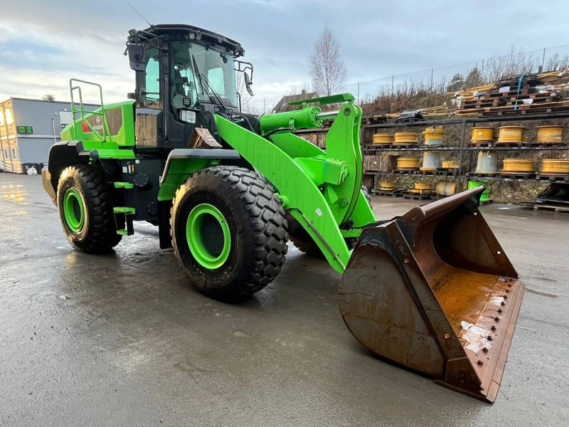 Chargeuse sur pneus LIUGONG 856 HE