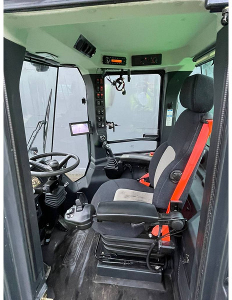 Chargeuse sur pneus LIUGONG 856 HE