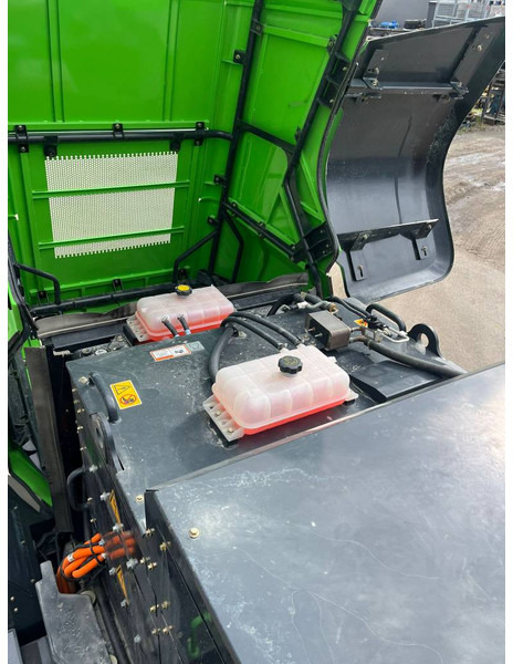 Chargeuse sur pneus LIUGONG 856 HE