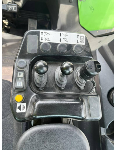 Chargeuse sur pneus LIUGONG 856 HE