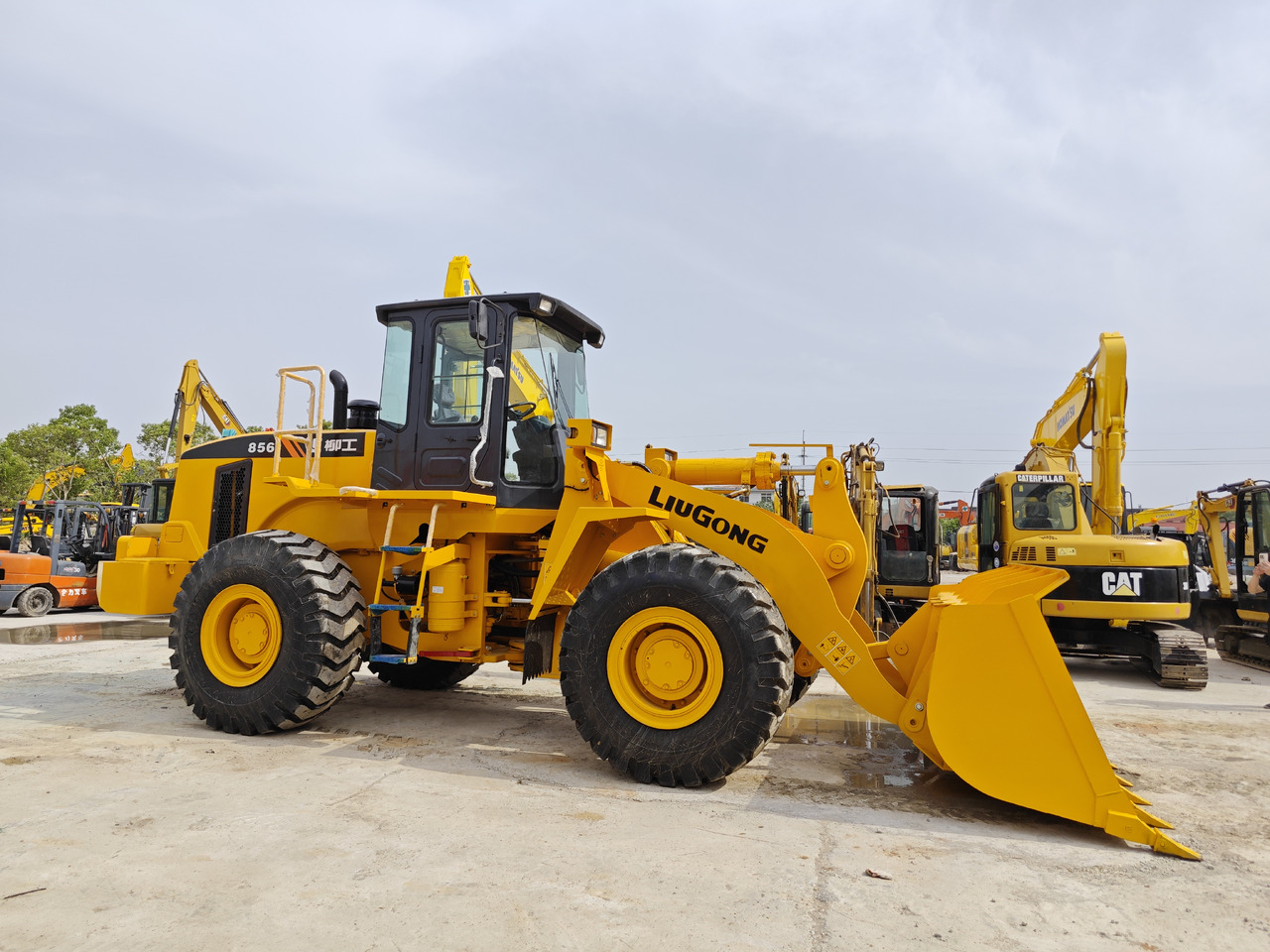 Chargeuse sur pneus LIUGONG 856 wheel loader