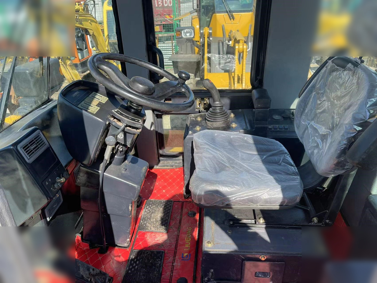 Chargeuse sur pneus LIUGONG CLG835H