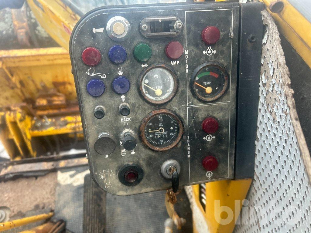 Chargeuse sur pneus LM 621