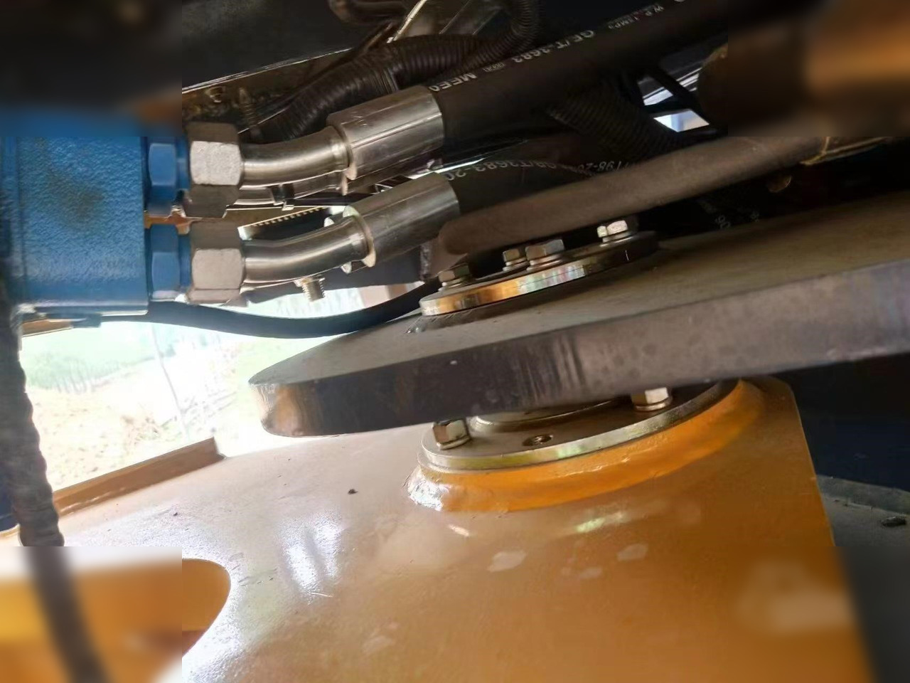 Chargeuse sur pneus LONKING CDM855NE