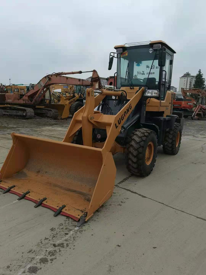 Chargeuse sur pneus LUGONG L928