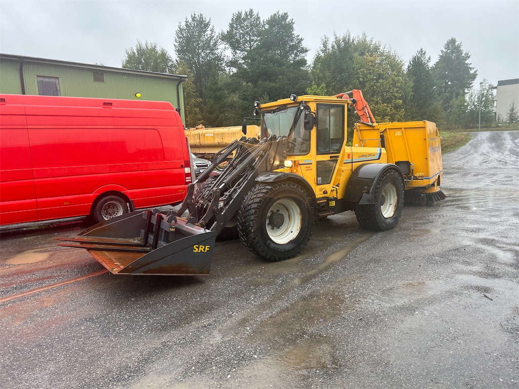 Chargeuse sur pneus LUNDBERG 345LS