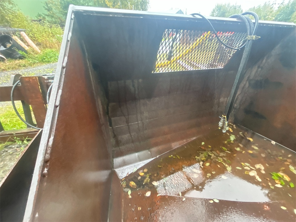 Chargeuse sur pneus LUNDBERG 345LS