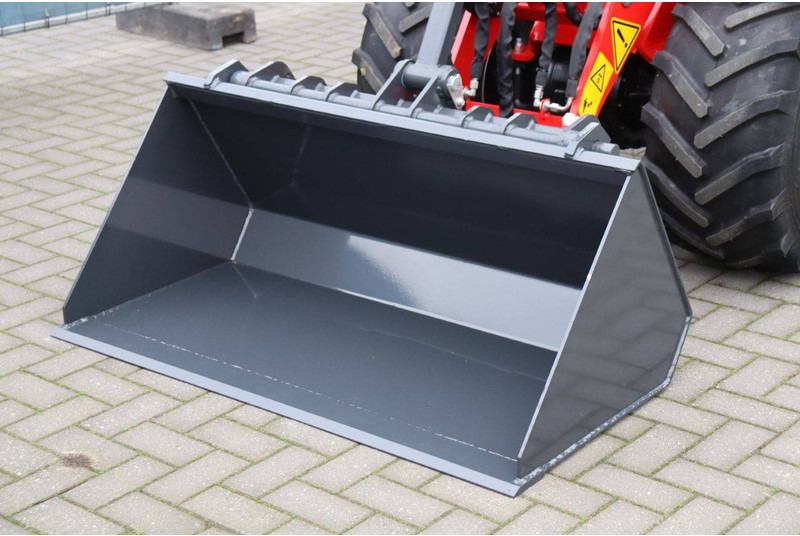 Chargeuse sur pneus Landward Panther W25