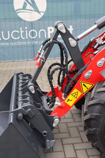 Chargeuse sur pneus Landward Panther W25