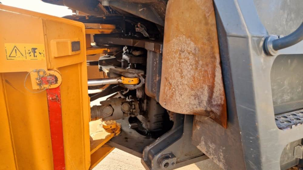 Chargeuse sur pneus Liebherr 556